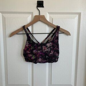 Sz 4 Lululemon Sports bra